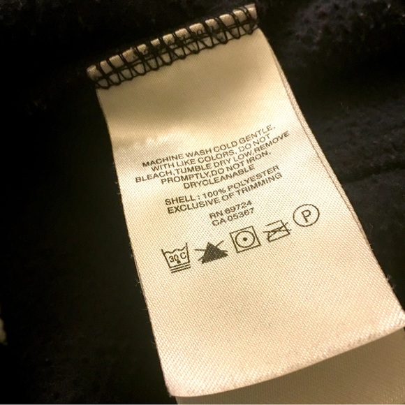 NWOT Women’s West Bend, Columbia, Full Zip, Fleece Jacket in Black! - Picture 4 of 4